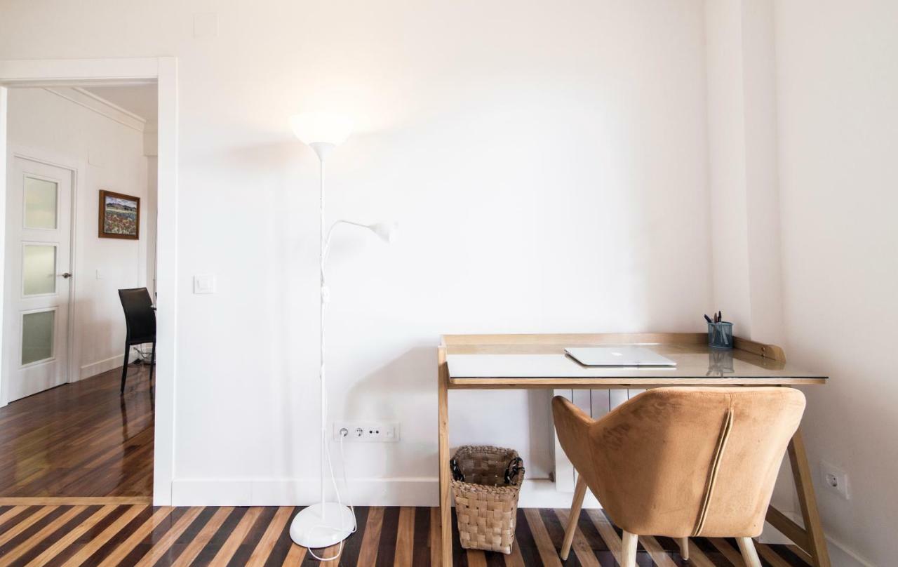 Elegant Retreat Business District Bernabeu Apartment Мадрид Екстериор снимка