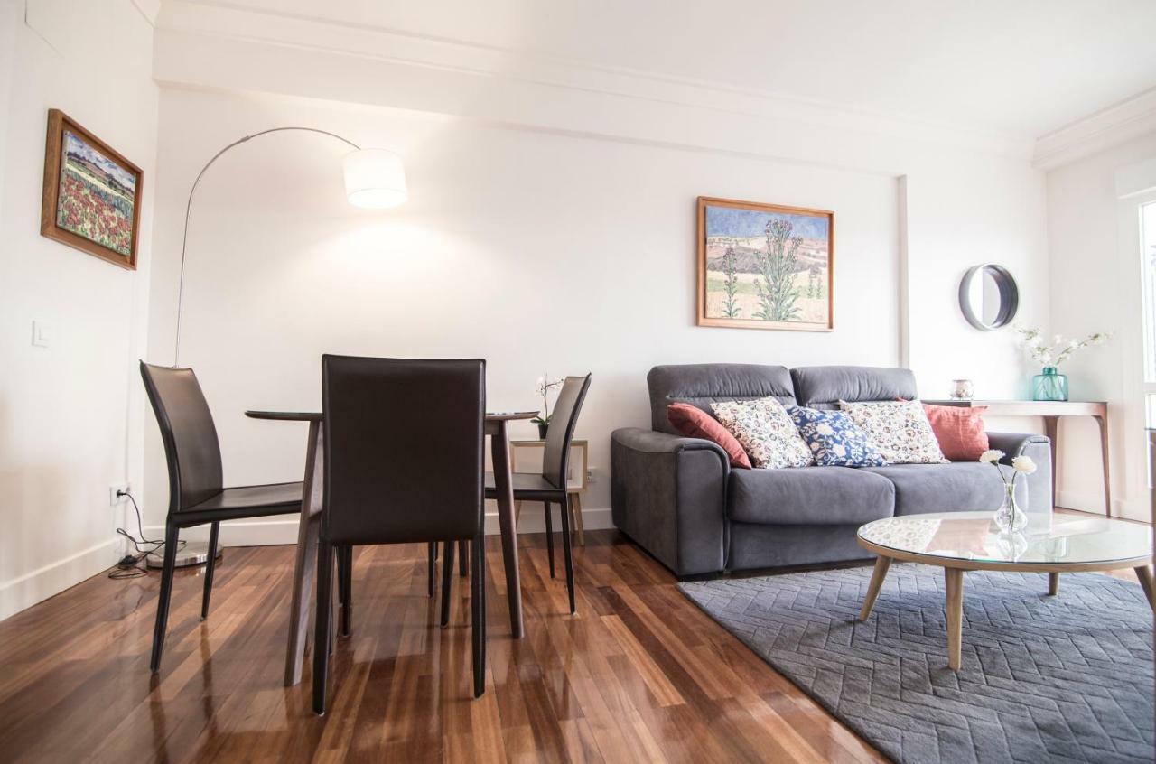 Elegant Retreat Business District Bernabeu Apartment Мадрид Екстериор снимка