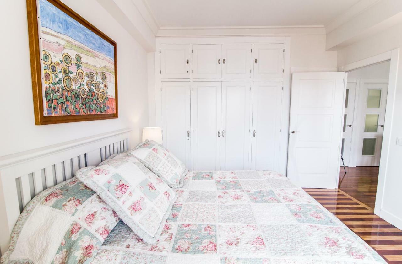 Elegant Retreat Business District Bernabeu Apartment Мадрид Екстериор снимка