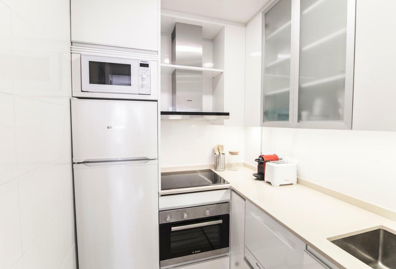 Elegant Retreat Business District Bernabeu Apartment Мадрид Екстериор снимка
